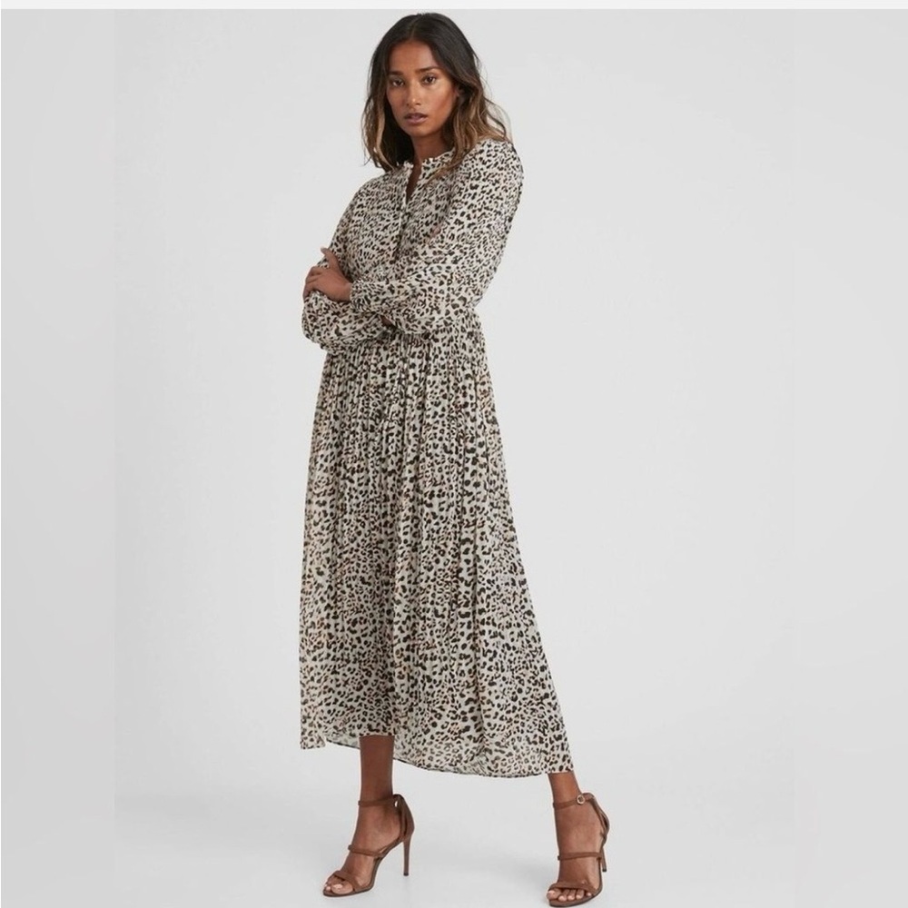 Banana Republic Animal Print Long Sleeve Dress
